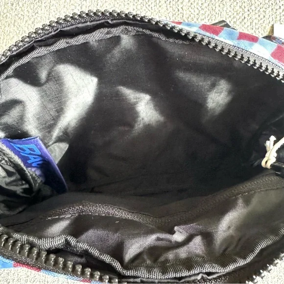 Baggu Wavy Gingham Blue Fanny Pack New - Picture 8 of 10